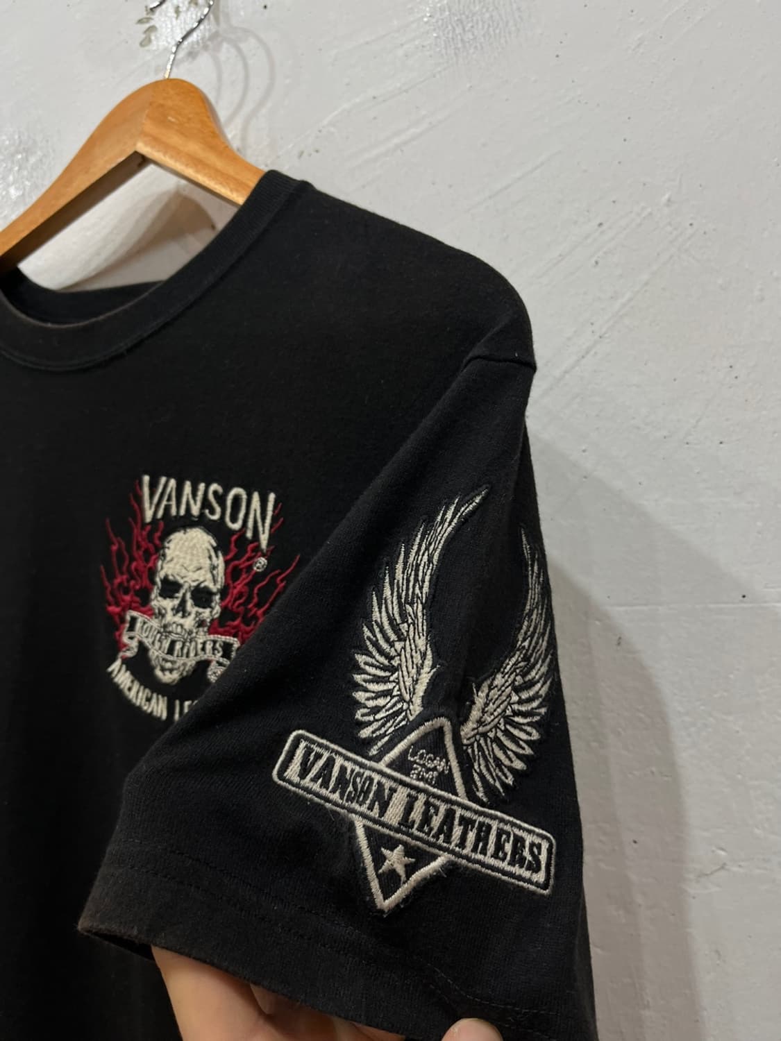 VANSON 밴슨 스컬 자수 반팔 티셔츠  상품이미지4