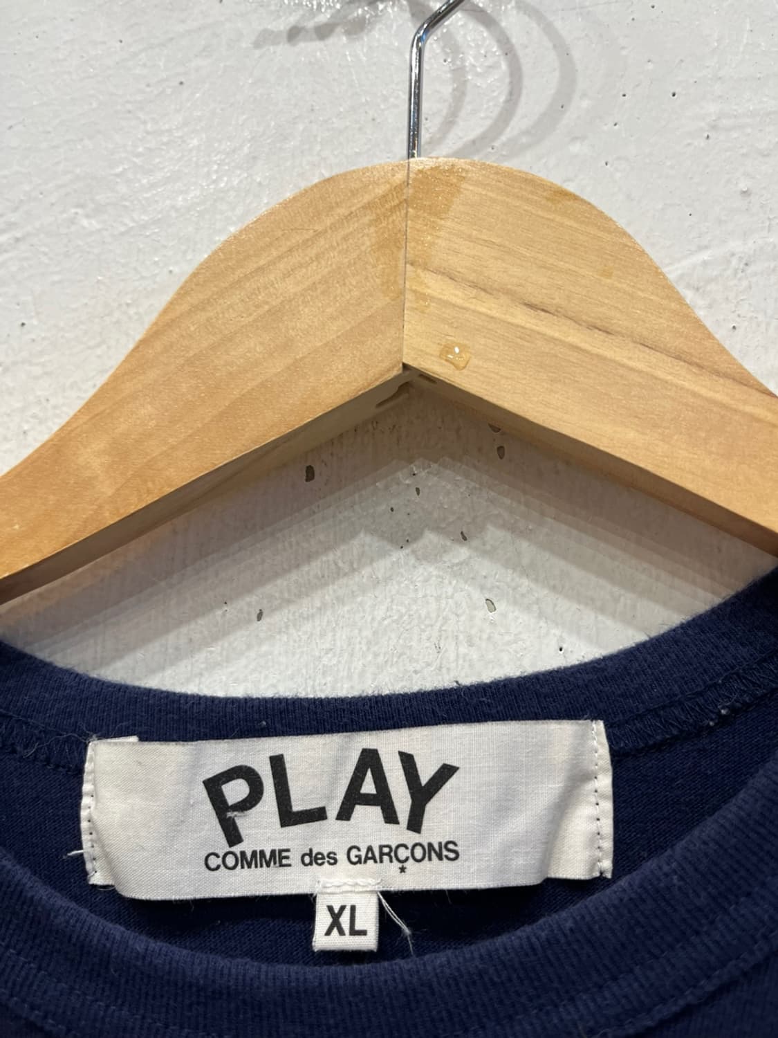 꼼데가르송 PLAY 더블와펜 반팔 티셔츠 네이비 XL 상품이미지4