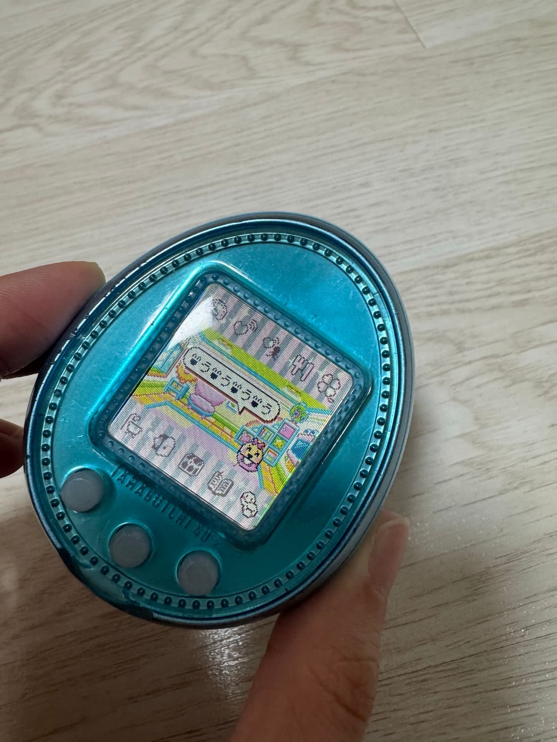 다마고치 4u+ 포플 포유플러스 상품이미지1