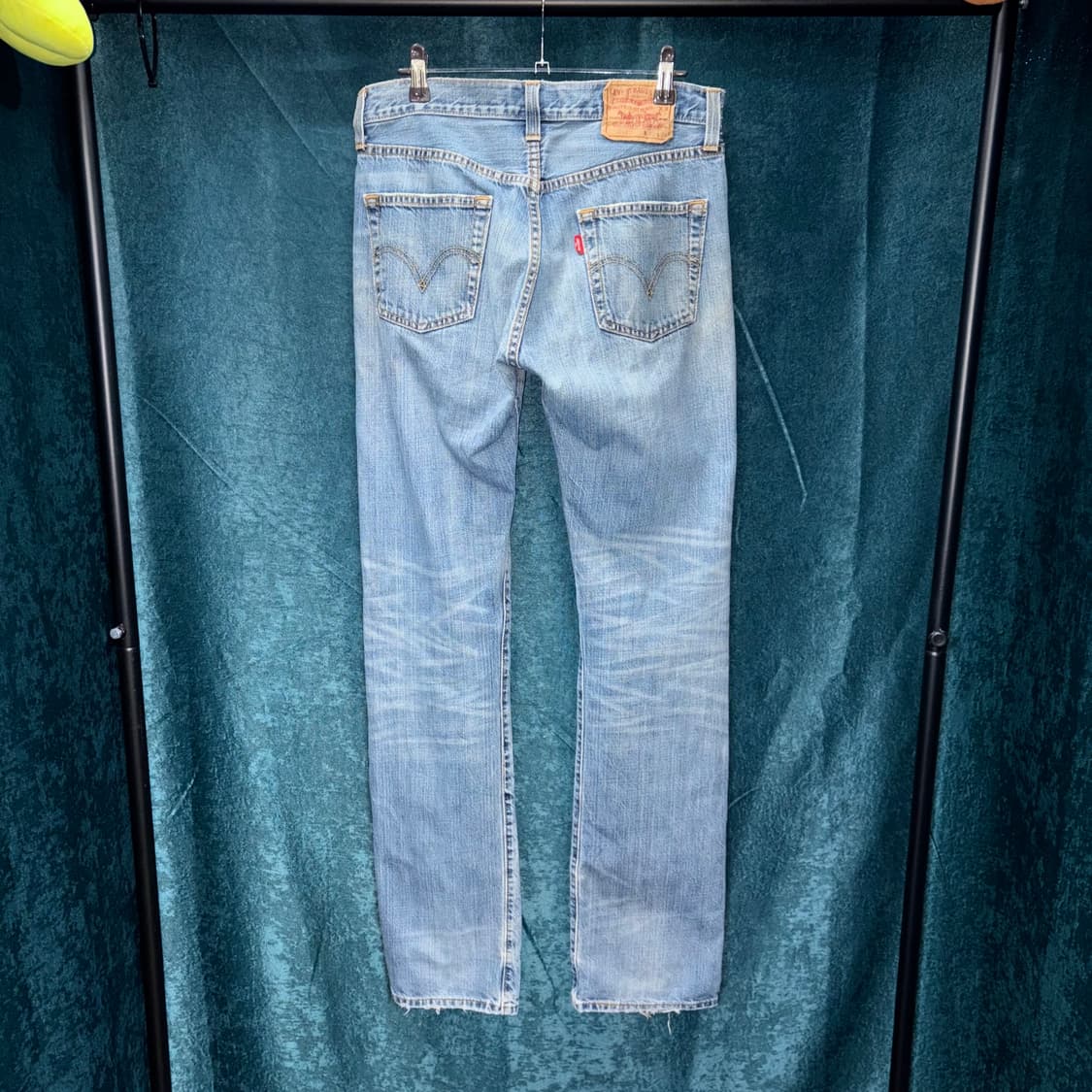 (30) 00s 리바이스 501 데미지 연청 데님 팬츠 상품이미지3