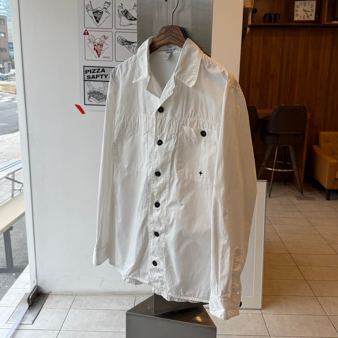 스톤 아일랜드 심볼 화이트 셔츠 상품이미지1