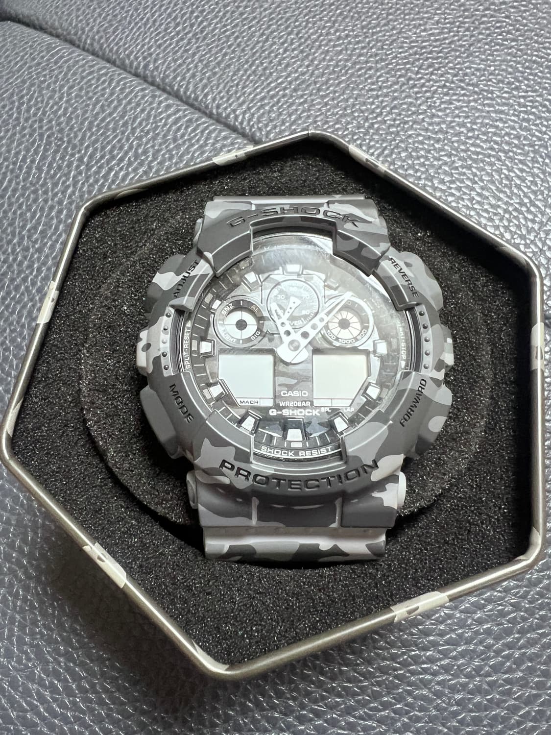 카시오 지샥 GA-100CM-8A 그레이 카모 시계 상품이미지3