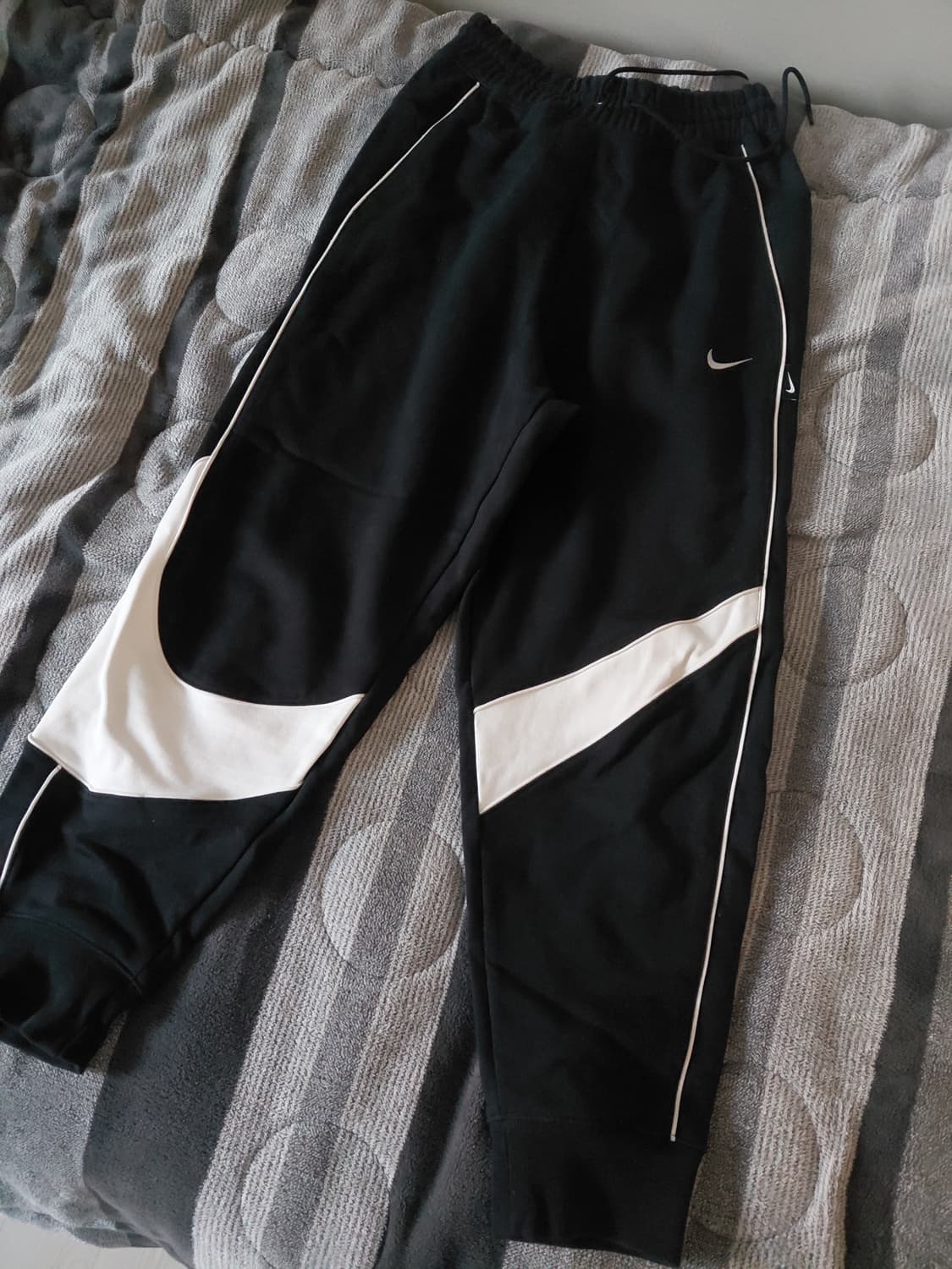 나이키 트랙 조거팬츠 상품이미지2