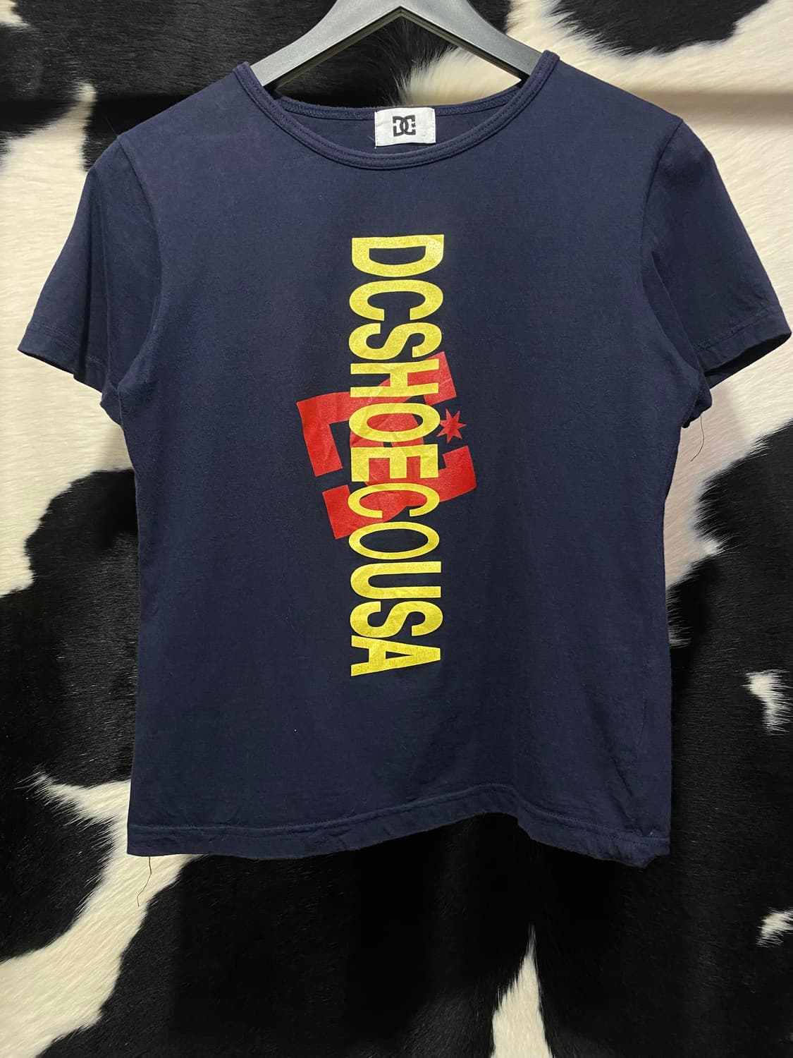 DC 레터링 네이비 반팔티셔츠 상품이미지2