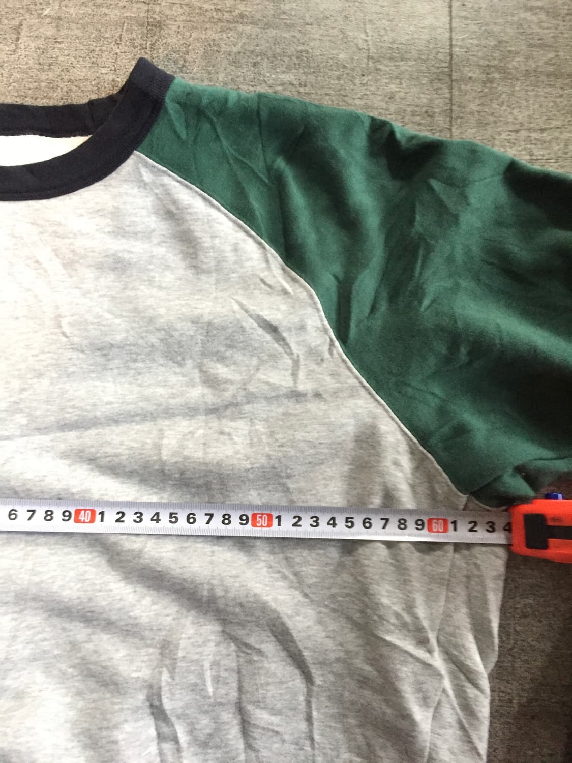 Uniqlo 유니클로 올드스쿨아메카지 혁오풍  나그랑배색 스웻셔츠맨투맨 상품이미지2