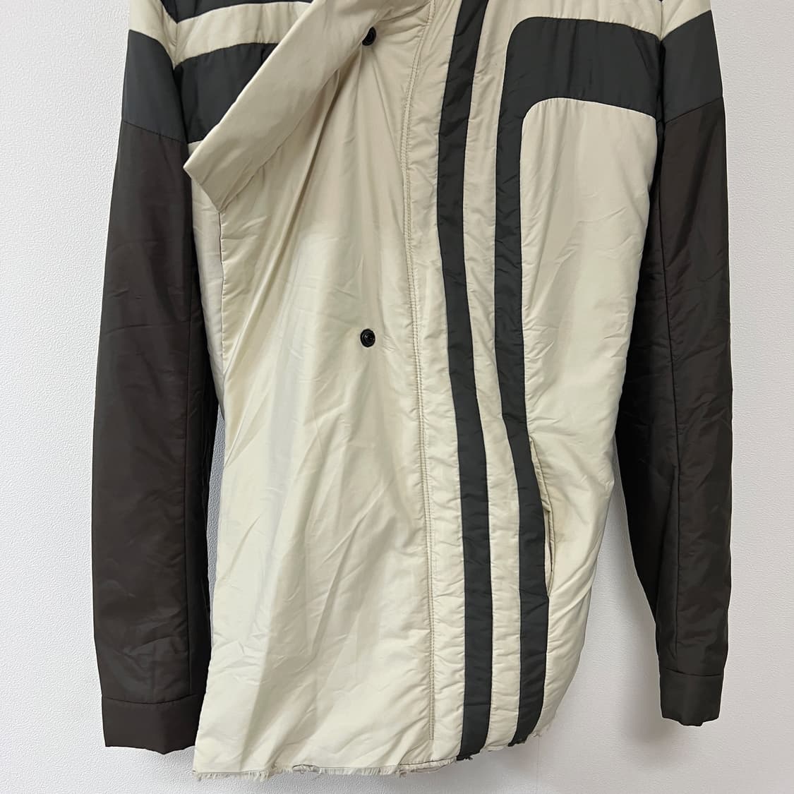 릭오웬스 03FW "TRUCKER" 런웨이 패딩 절개 패턴 자켓 상품이미지5