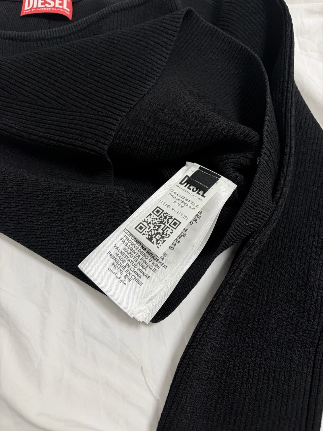 디젤 M-베라 티셔츠 - 블랙 / A141890DLAX9XX 상품이미지4