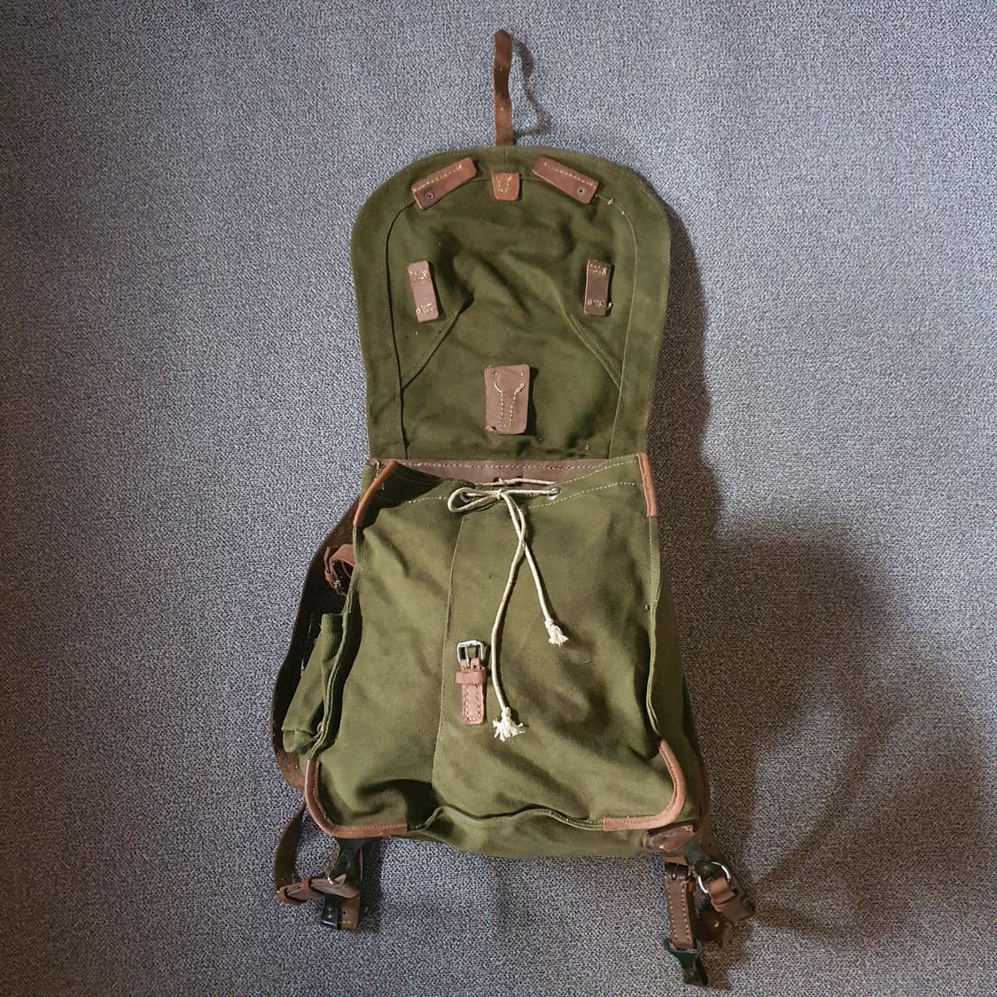 70s 루마니아군용 배낭 상품이미지6