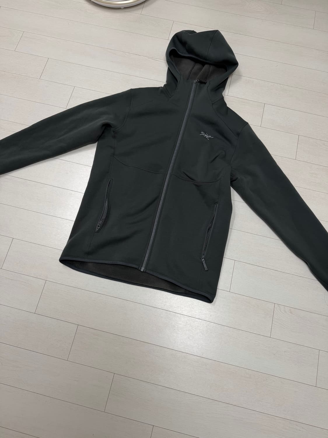 아크테릭스 카이어나이트 AR M 사이즈  상태 9.7/10  사진찍고 절 상품이미지1