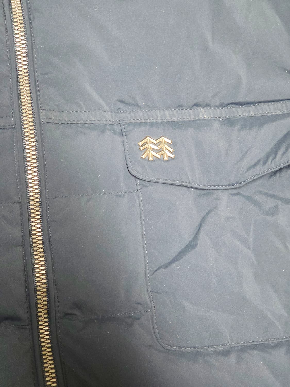 [코오롱스포츠] 클래식한 셔츠형 디자인 딥네이비 경량 패딩 자켓 110 상품이미지2