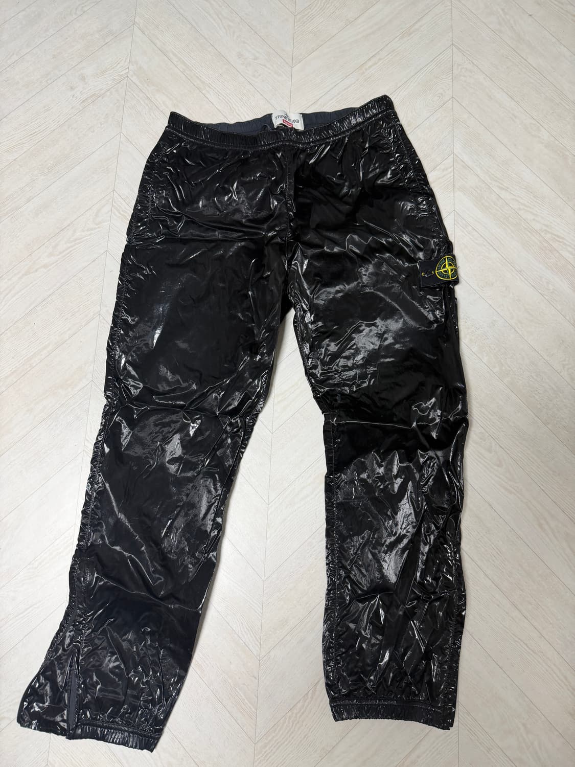 스톤아일랜드 x 슈프림 실크바지 상품이미지1
