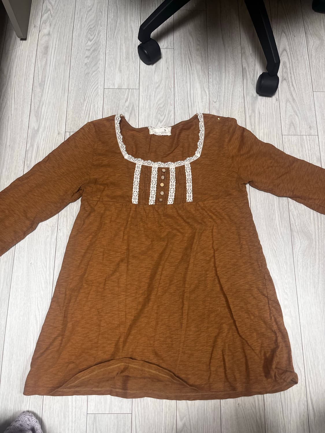 모리걸st 빈티지 레이스넥 티 상품이미지1