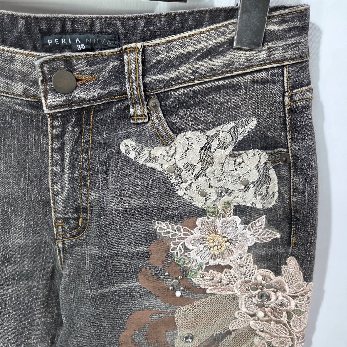 [Perla nova] 핸드자수 레이스 부츠컷 데님팬츠 상품이미지3