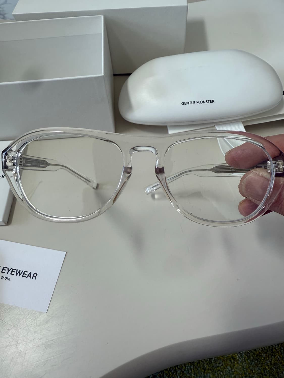 젠틀몬스터 오아 OAA 투명테 상품이미지10