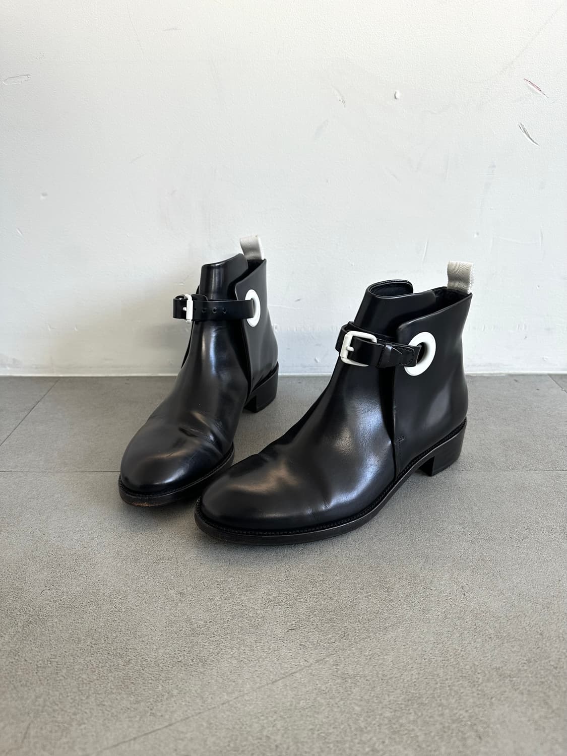 아크네 스튜디오 블랙 링 버클 부츠 상품이미지1