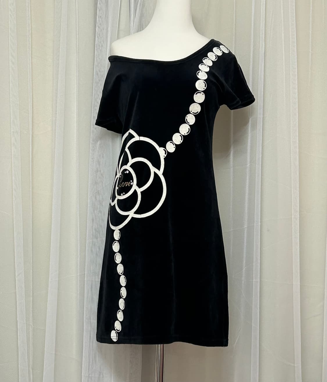 세실맥비 벨벳 슬림핏 미니원피스 로걀 오네걀 상품이미지1