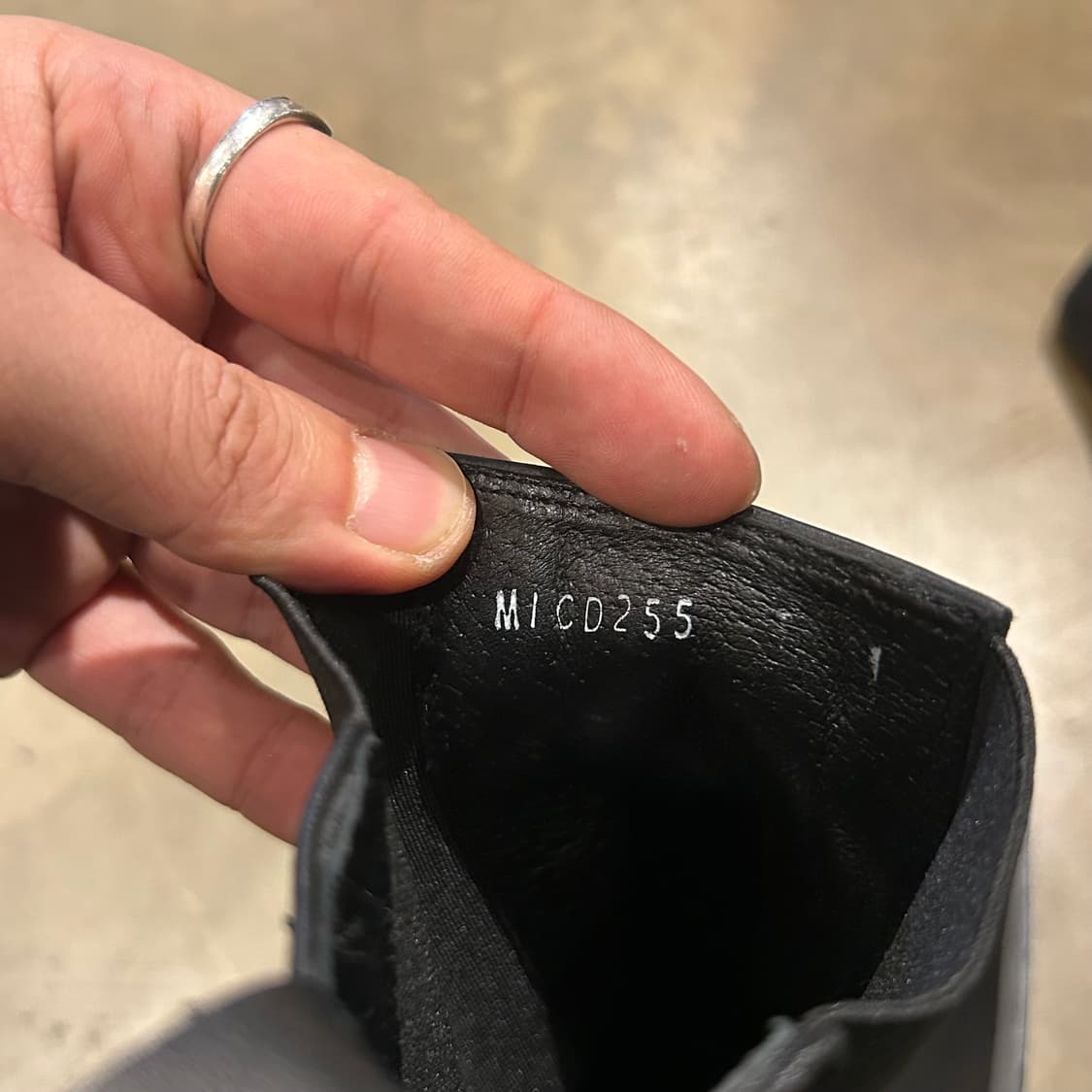 255) 마이크로데이 카우 하이드 레더 스퀘어토 첼시 부츠 상품이미지8