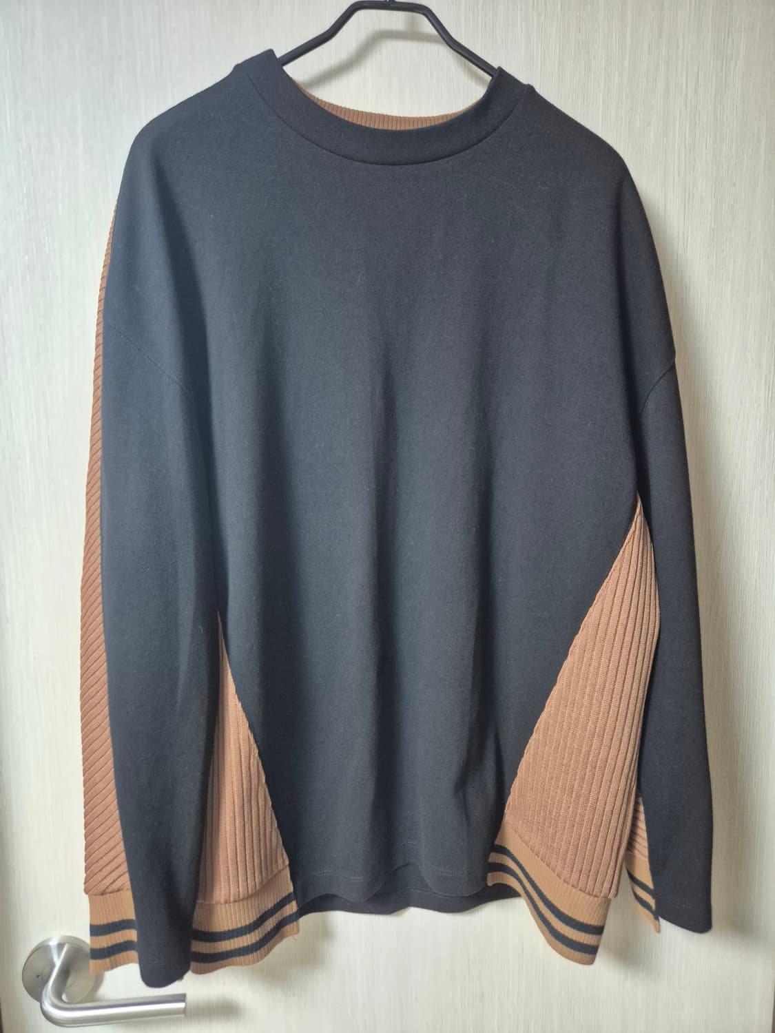 (21년) 시스템 옴므 배색 맨투맨 긴팔 니트배색 맨투맨 105 상품이미지3