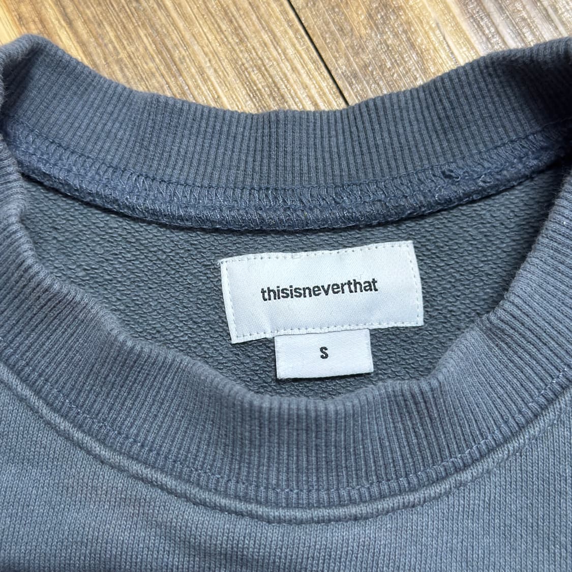 디스이즈네버댓 맨투맨 상품이미지4