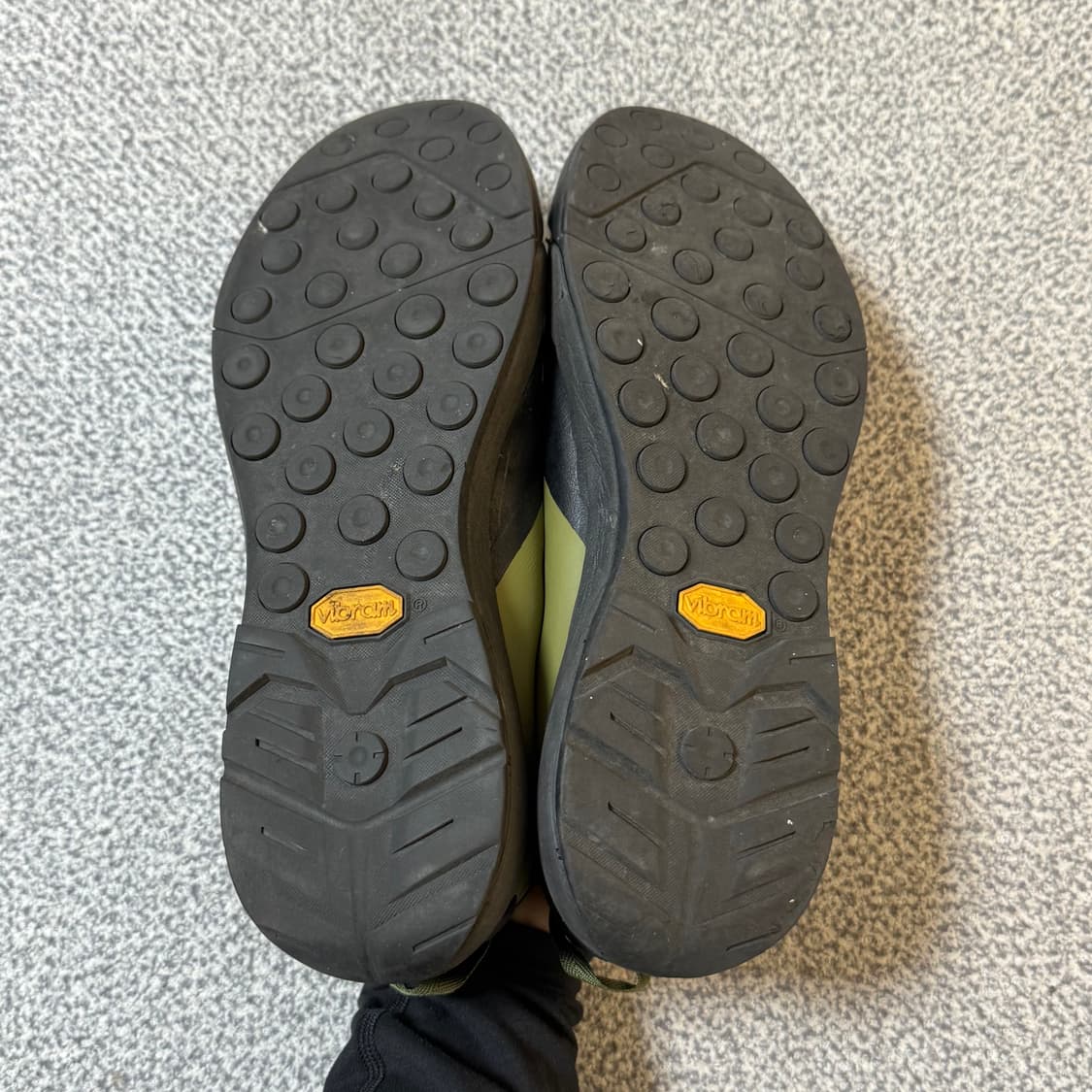 아크테릭스 컨실 LT 카키 265 상품이미지8