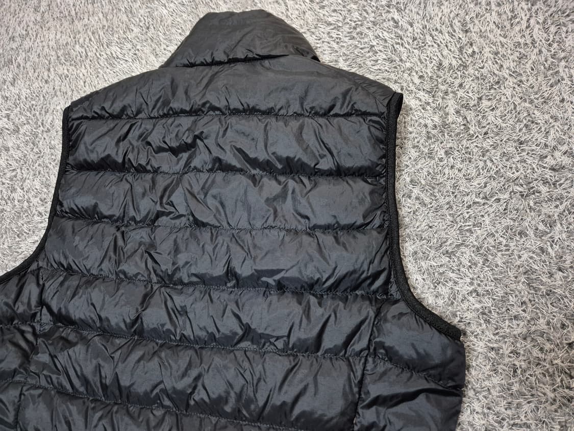 유니클로 여성 경량 다운 패딩 조끼 M 상품이미지4