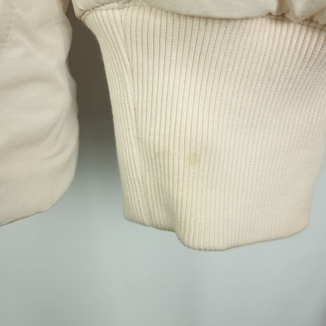 [아디다스] 불꽃 로고 자수 퀼팅 퀄팅 자켓 아이보리 M19727 상품이미지9