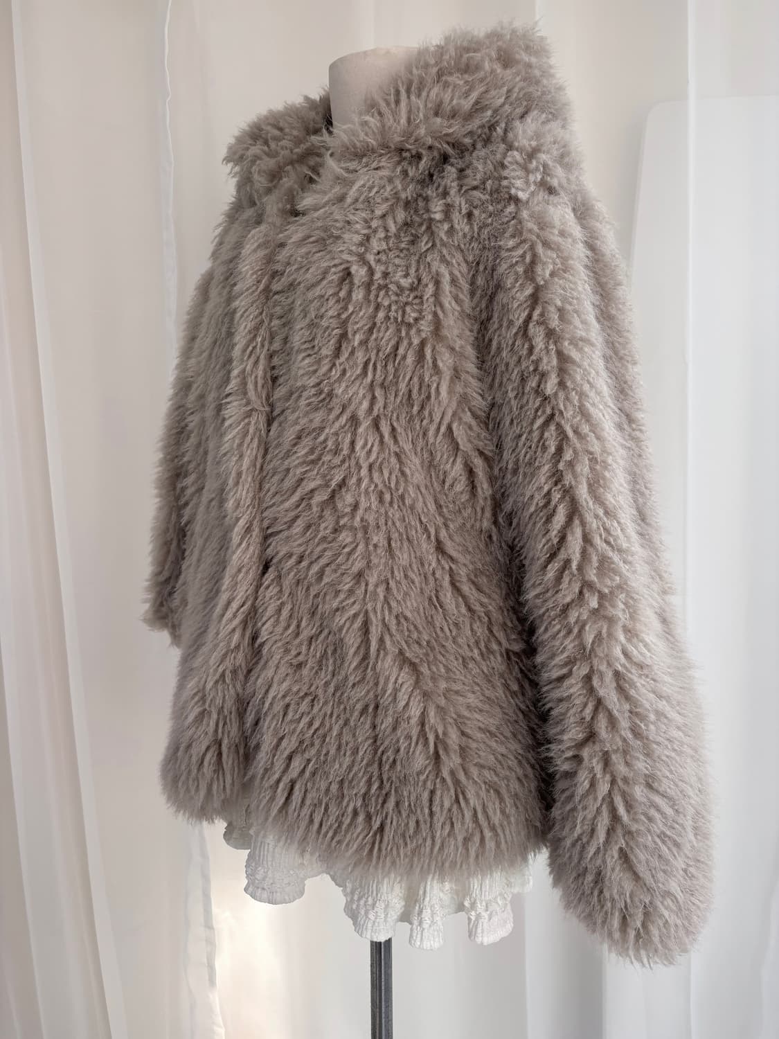 PLACE STUDIO 컬리 부클 헤비 소프트 후드 퍼 상품이미지2