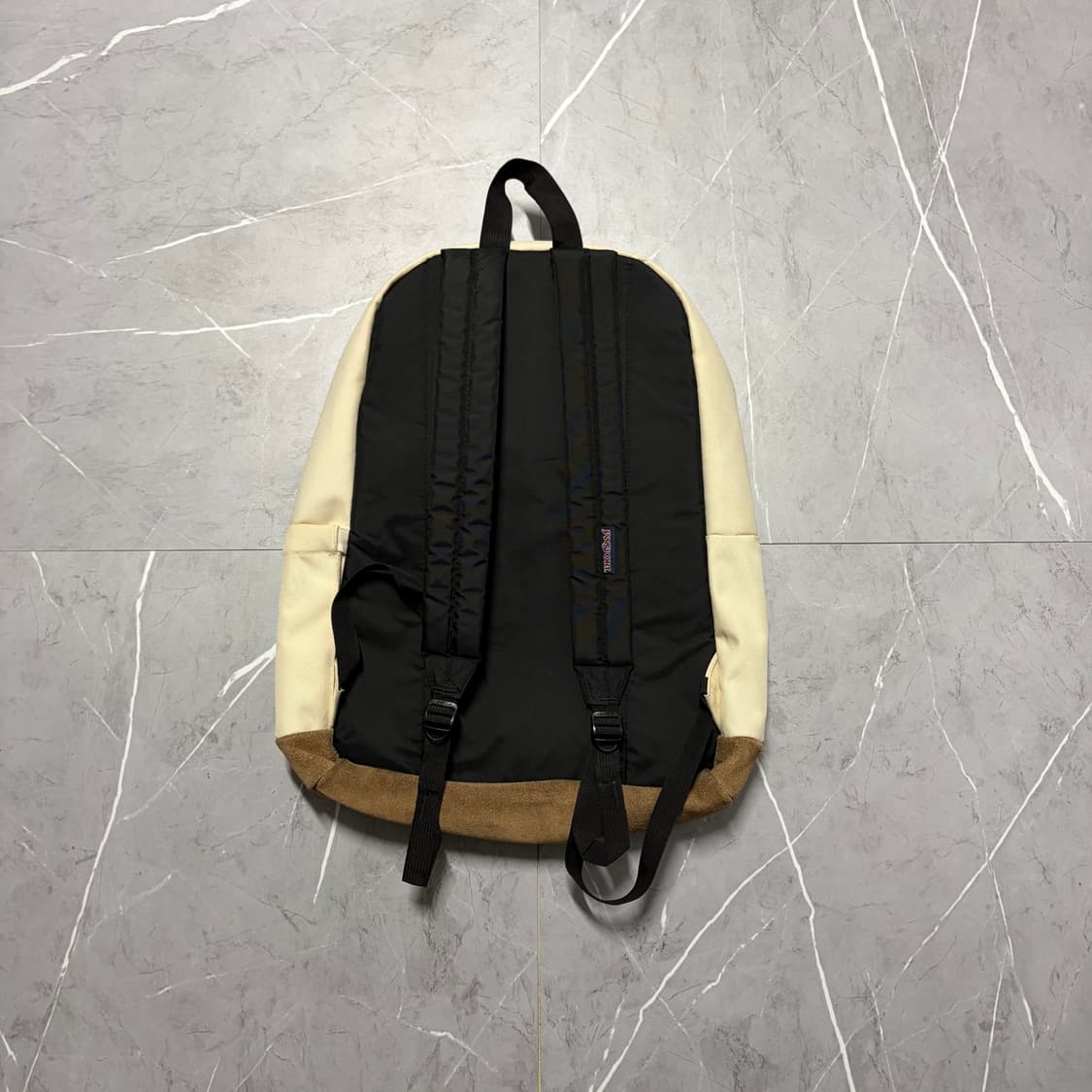 팔로워 특가 잔스포츠 스웨이드 가죽 백팩 가방 상품이미지4