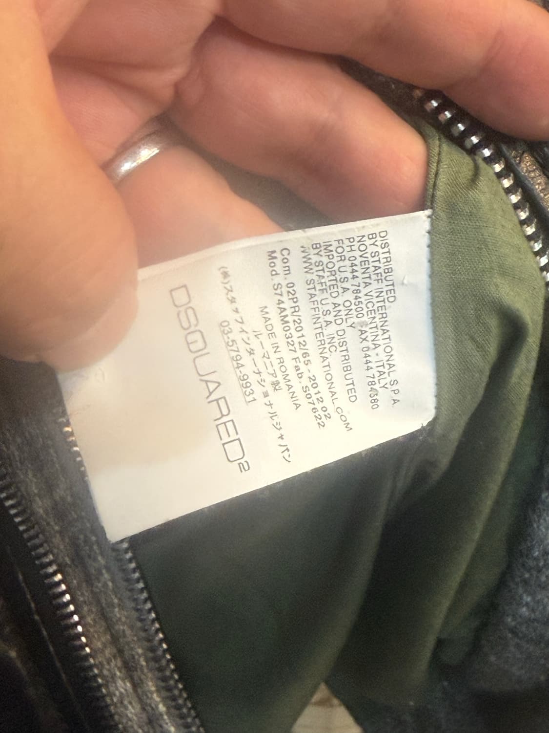 44/55-66 정품 디스퀘어드 가죽자켓 팝니다 상품이미지4