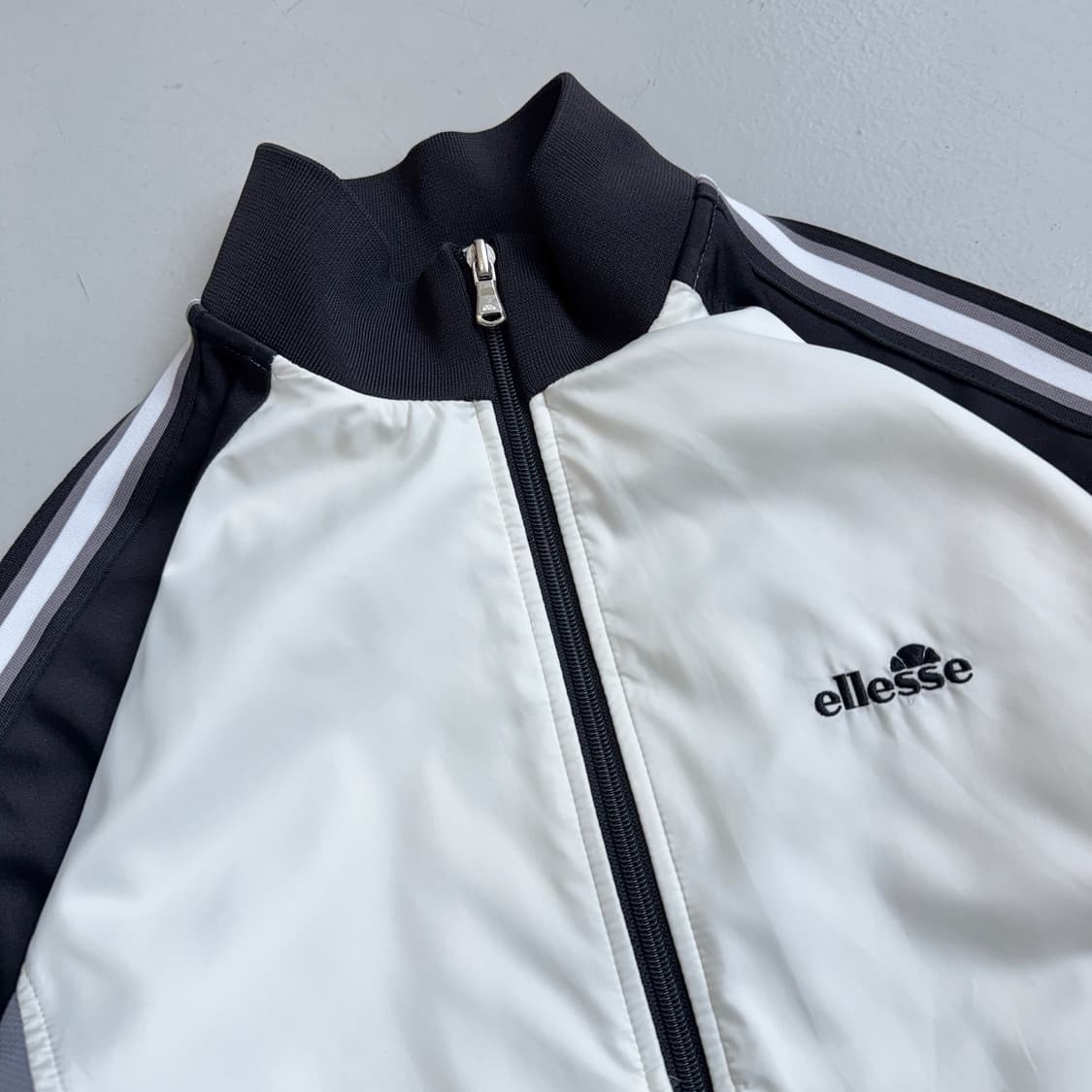 엘레쎄 올드스쿨 바람막이 도킹 트랙탑 져지  상품이미지3