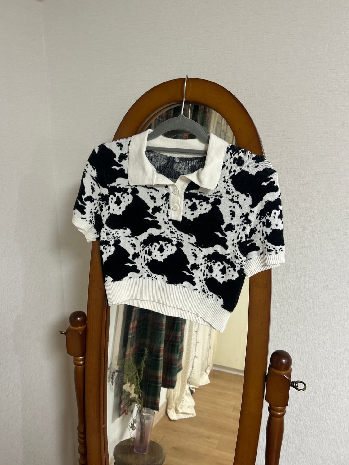 젖소 크롭 카라 반팔티 상품이미지1