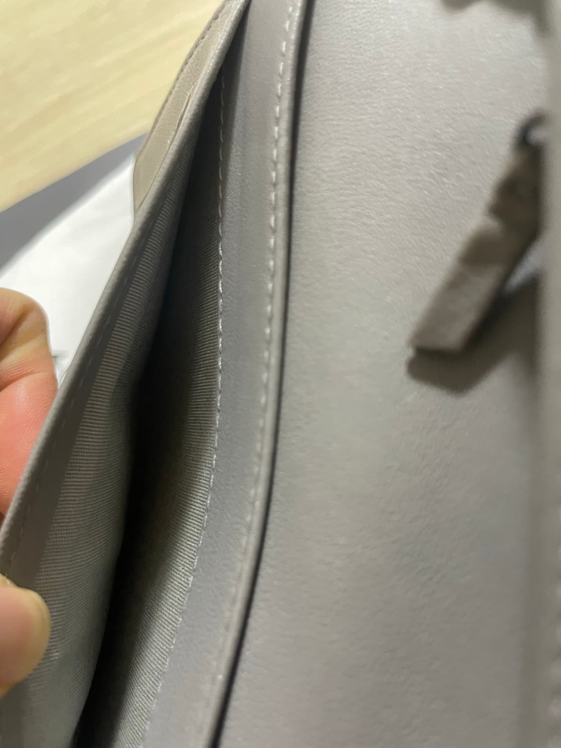 샤넬 보이 플랩지갑 상품이미지7