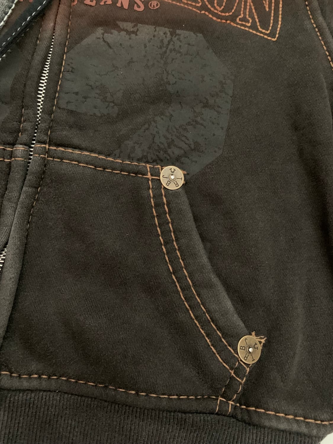 [새제품] 트루 릴리젼 워시드 후드집업 상품이미지3