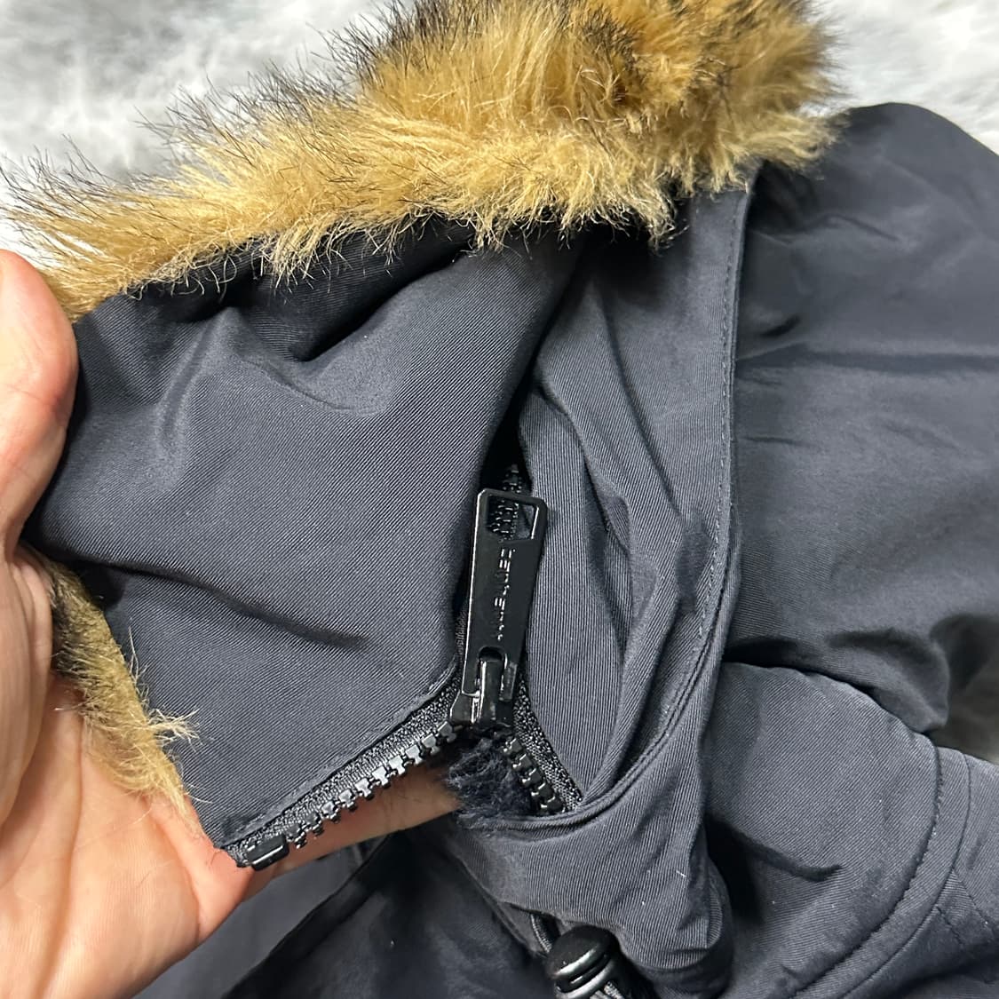 칼하트 앵커리지 야상 파카 블랙 s 상품이미지3