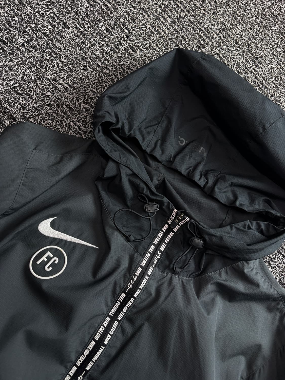 나이키 스우시 블랙 풀오버 우븐 아노락 3551 상품이미지4