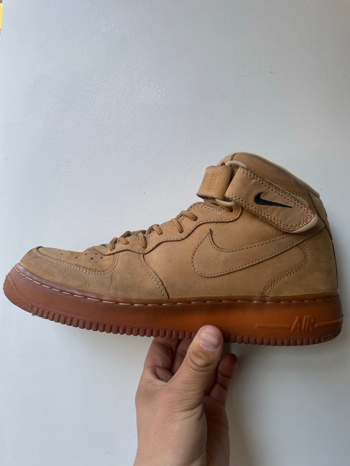 나이키 에어포스 1 미드 플랙스 앤 아웃도어 그린 된장 270 상품이미지1