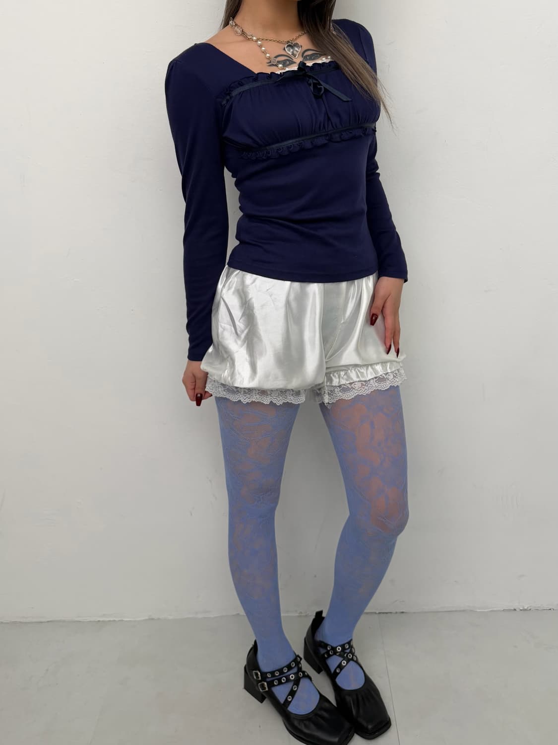 네이비 리본 셔링 스퀘어넥 탑 상품이미지3