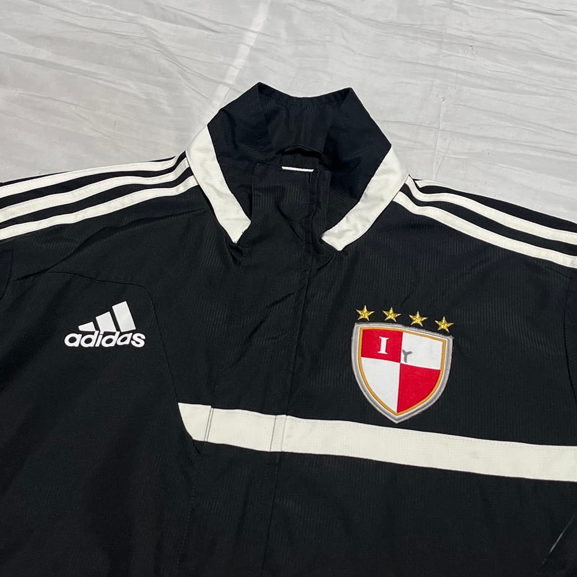 M(95) 아디다스 삼선로고 바람막이 상품이미지1