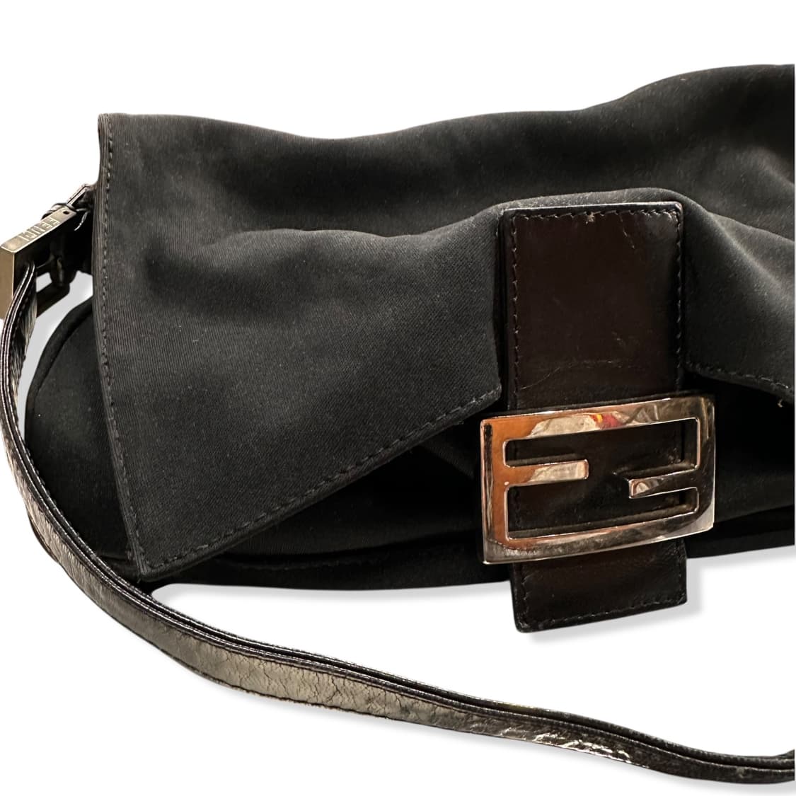 Fendi, Black Vintage Mamma Bag 상품이미지3