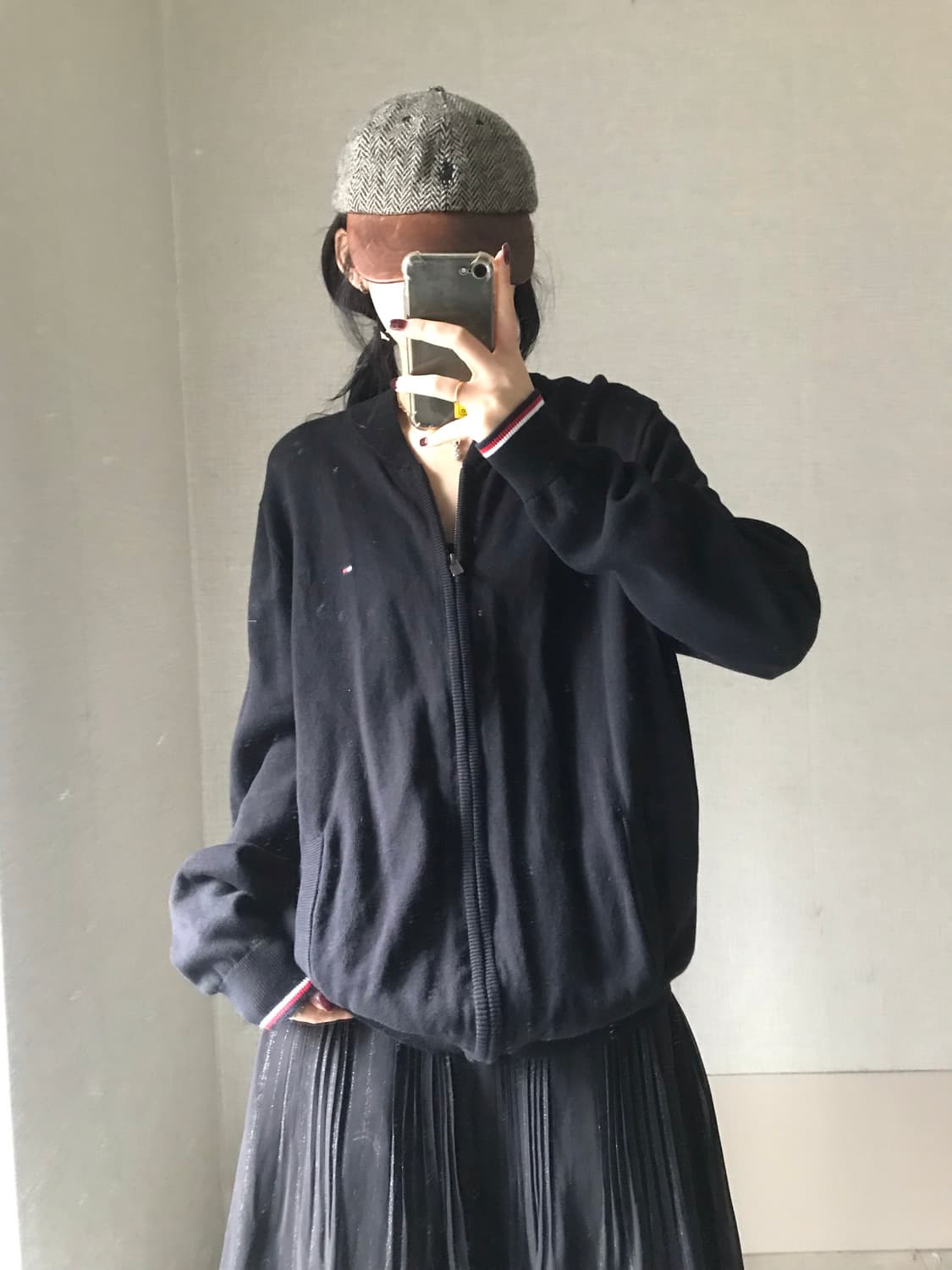 타미힐피거 블랙 오버핏 니트집업 상품이미지2