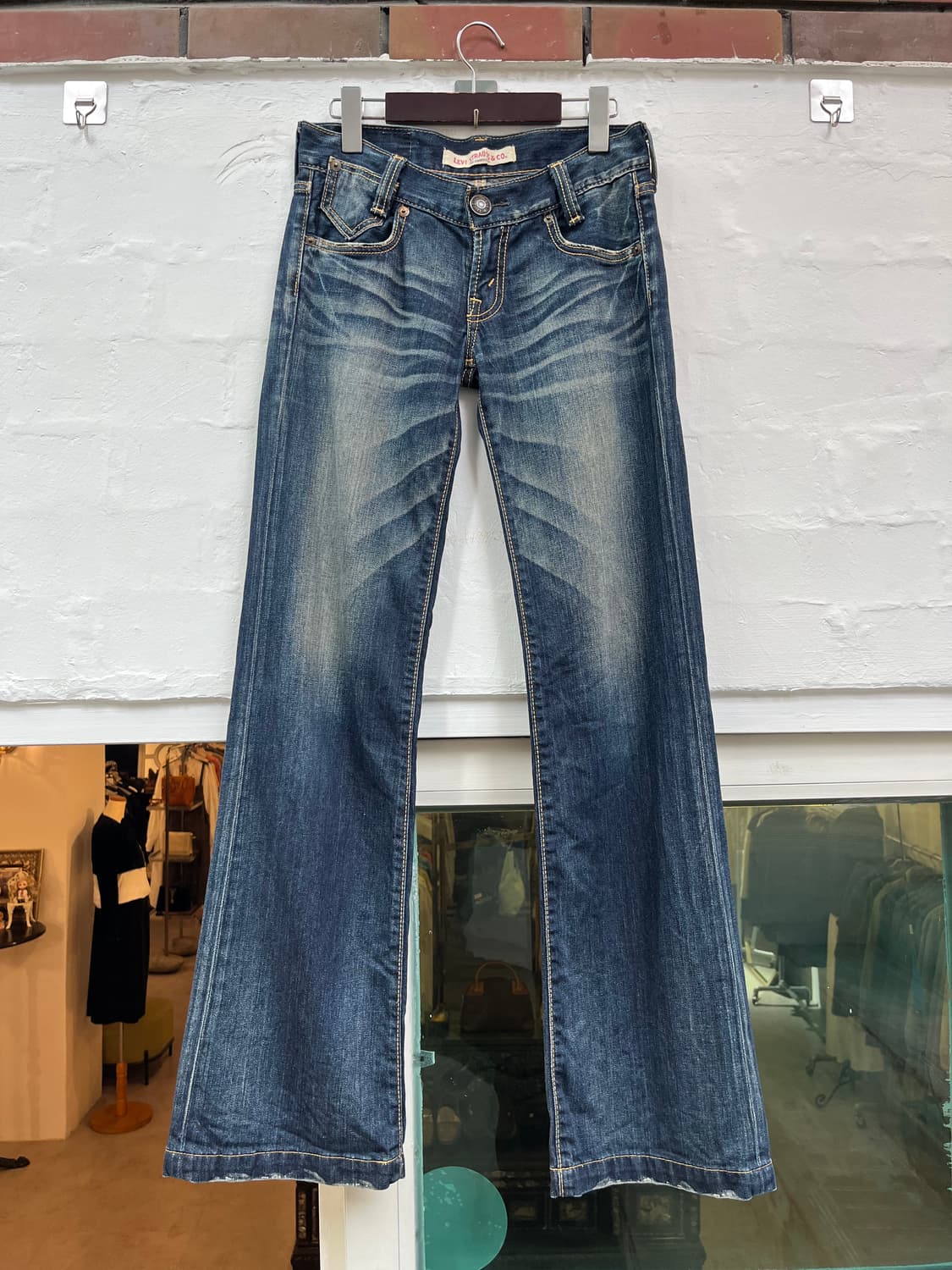 Levis Women 부츠컷 워싱 데님팬츠 W27 상품이미지1