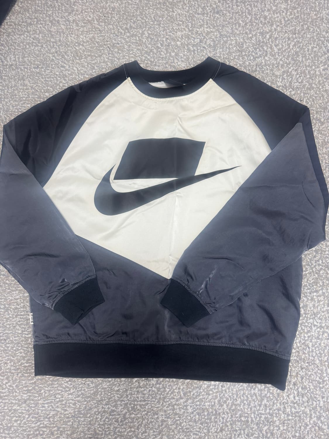 나이키 NSW 나일론 우븐 크루 맨투맨 L 100-105 상품이미지1