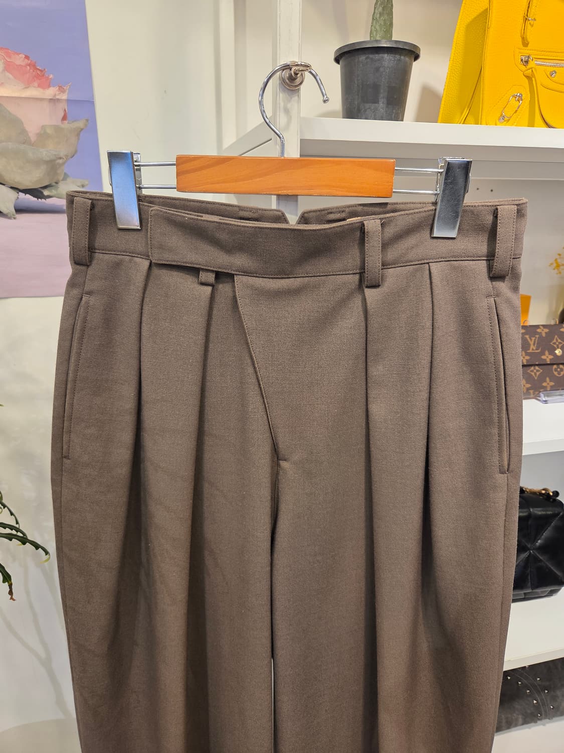 Aspivot 에스파이벗 핀턱 슬렉스 팬츠 상품이미지2