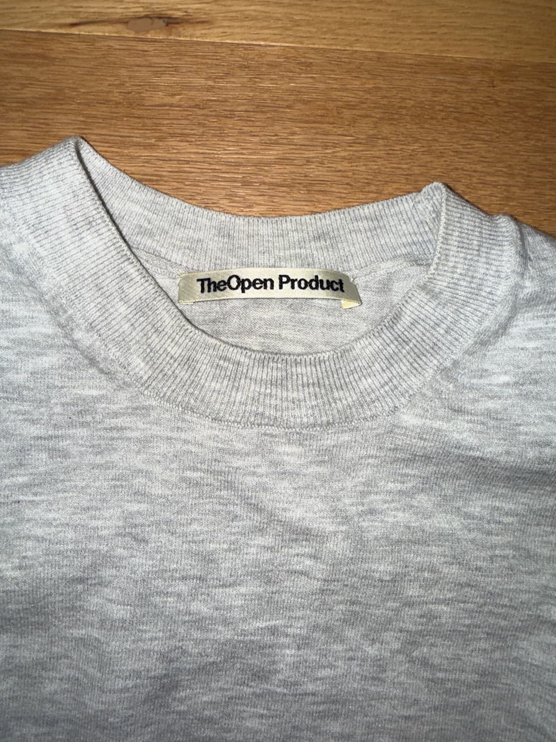 오픈프로덕트 컷아웃니트 상품이미지2