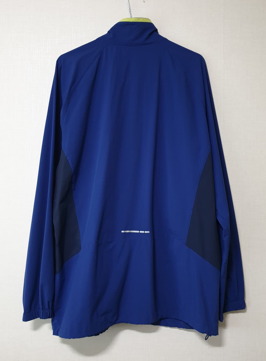 아식스 바람막이 자켓 110사이즈  상품이미지2