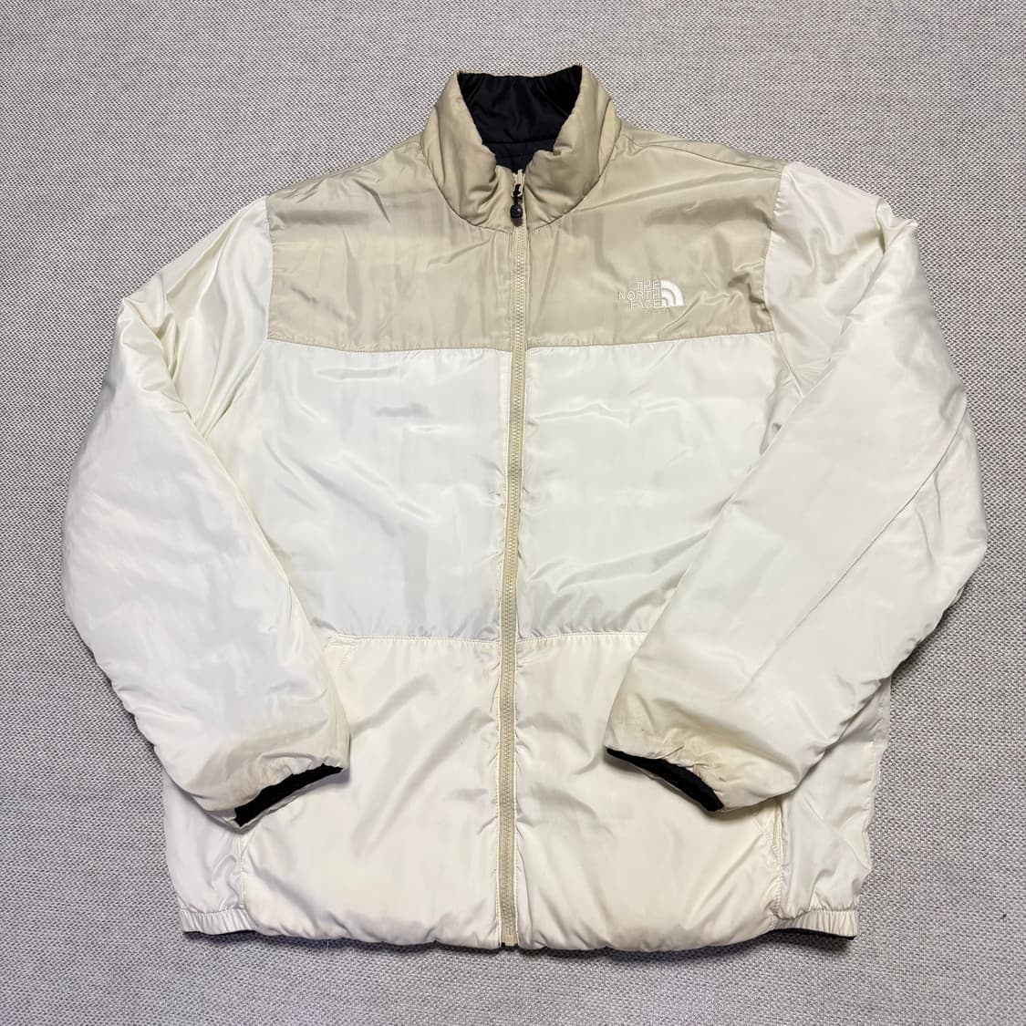 노스페이스 V-Motion 리버시블 경량패딩 상품이미지2