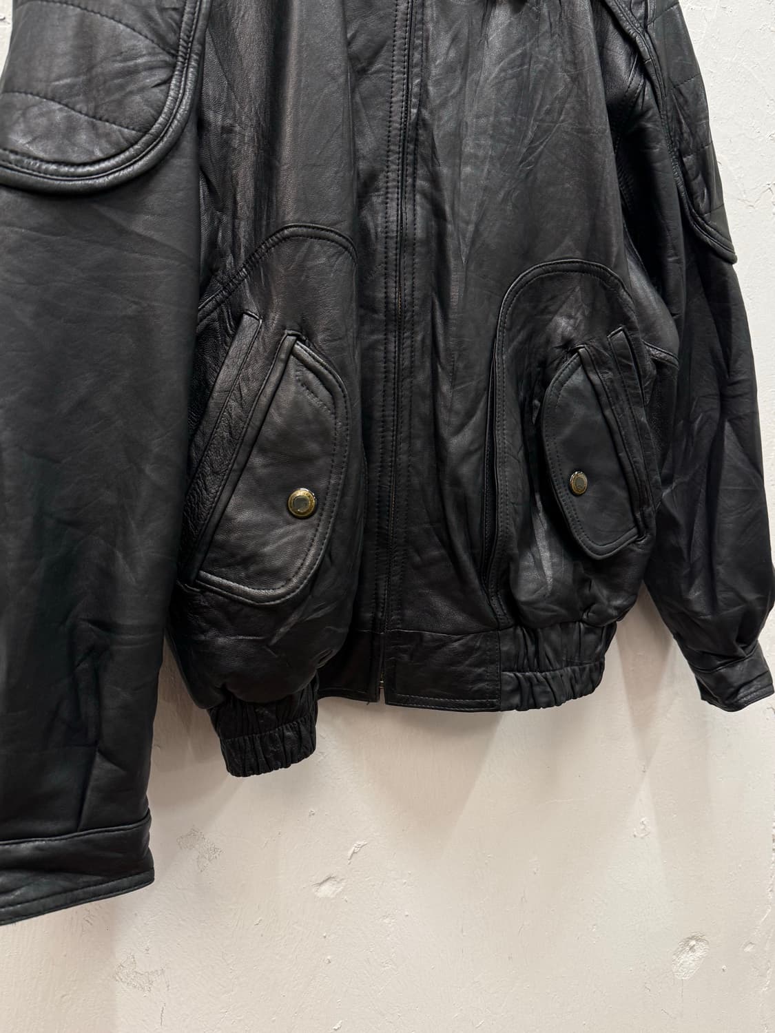 L) Sheepskin Padded Leather Bomber Jacke 상품이미지3