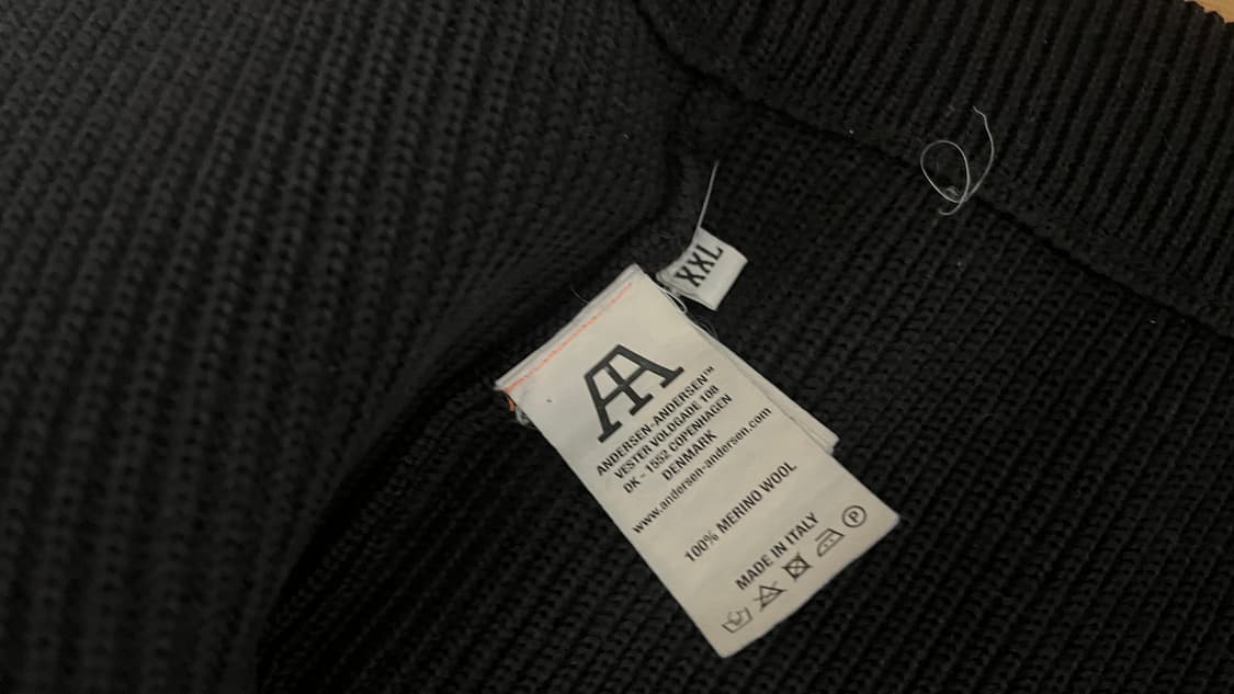 안데르센안데르센 스키퍼 가디건 블랙 색상 XXL 팝니다 상품이미지3