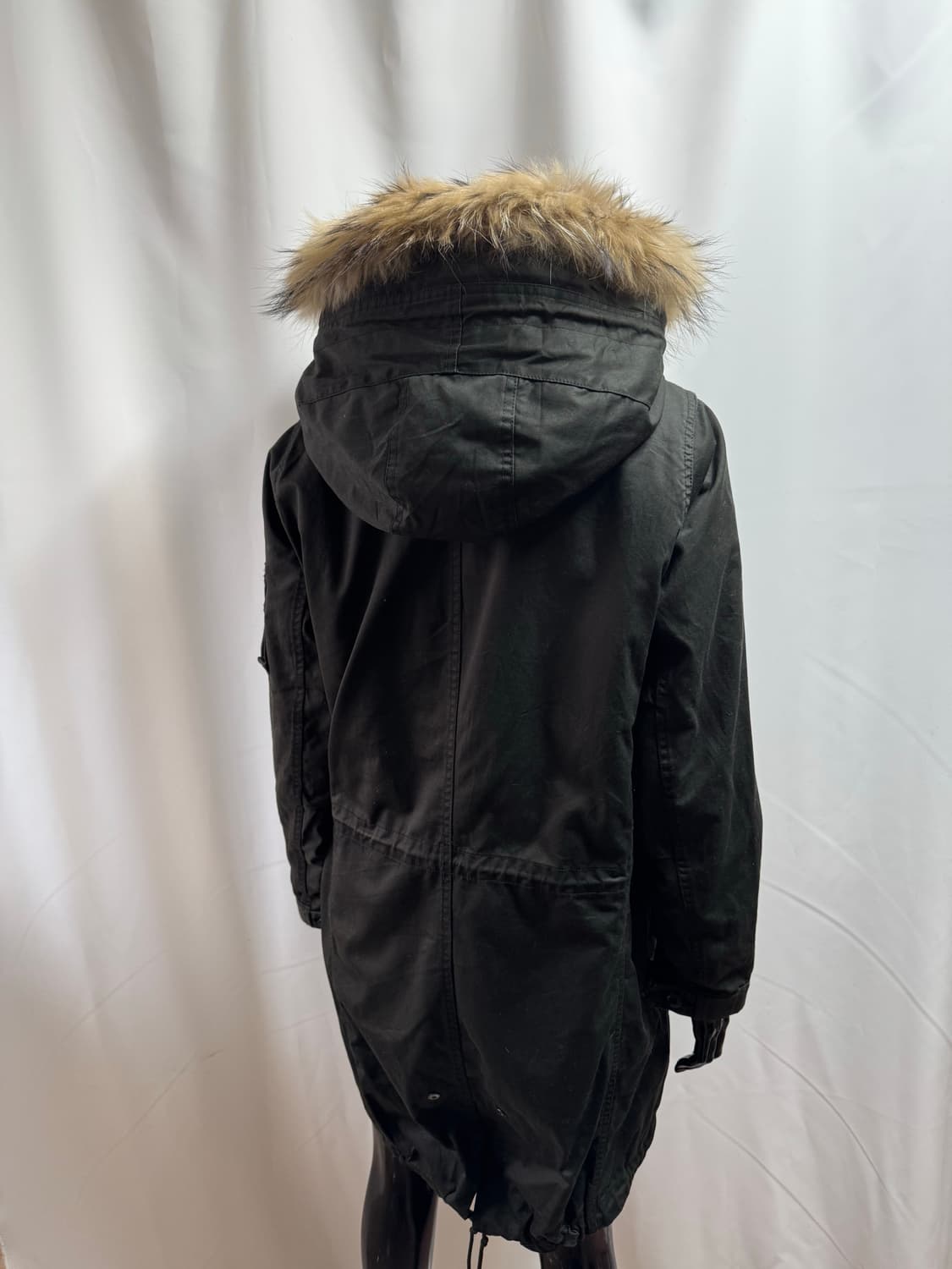 american pag cie 플러프 피쉬테일 야상 점퍼 상품이미지3