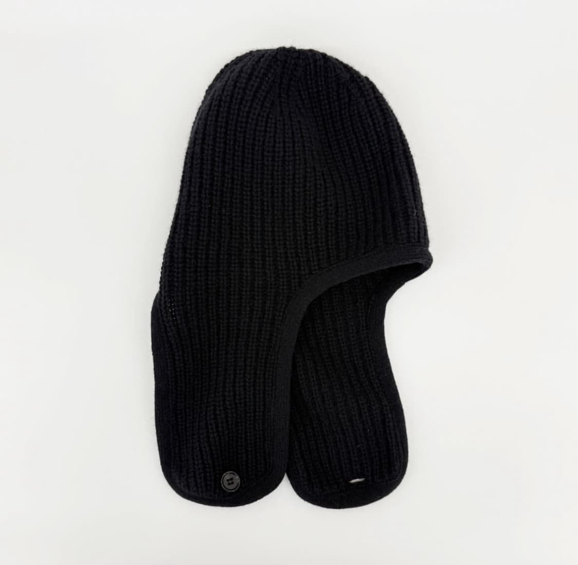 Nikki Essential Pieces 이어플랩 햇 상품이미지1